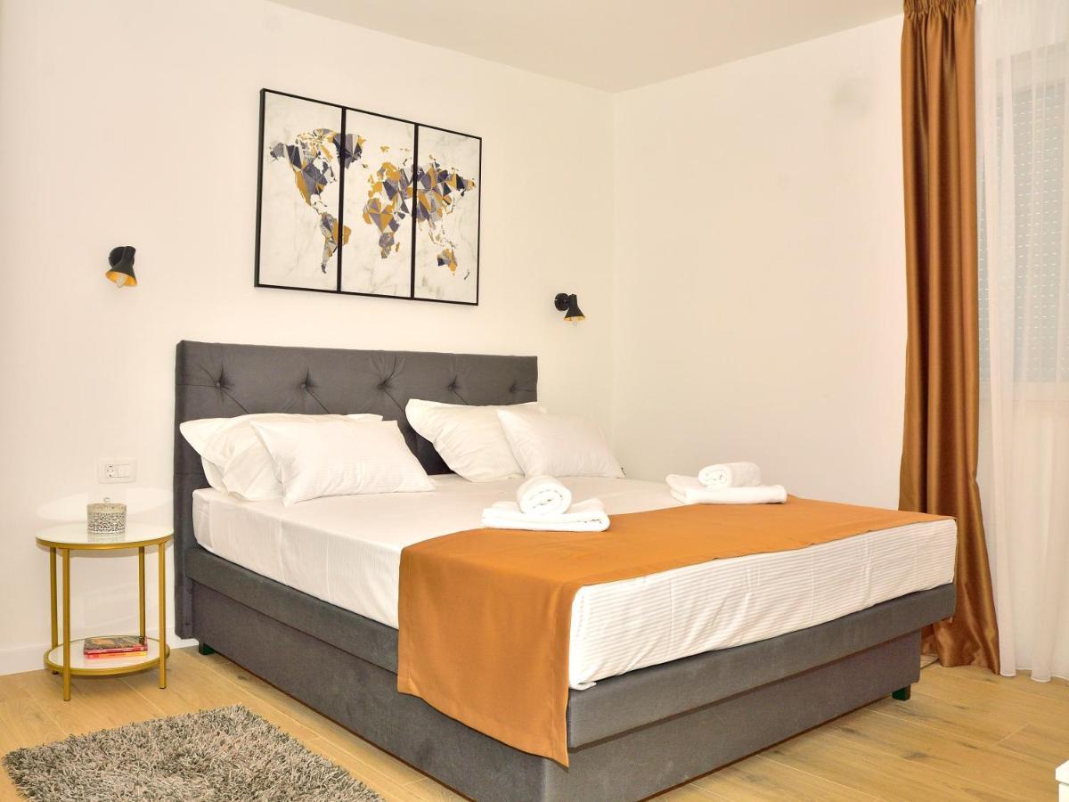 Apartment Maia Split Bagian luar foto
