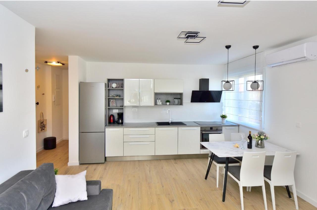 Apartment Maia Split Bagian luar foto