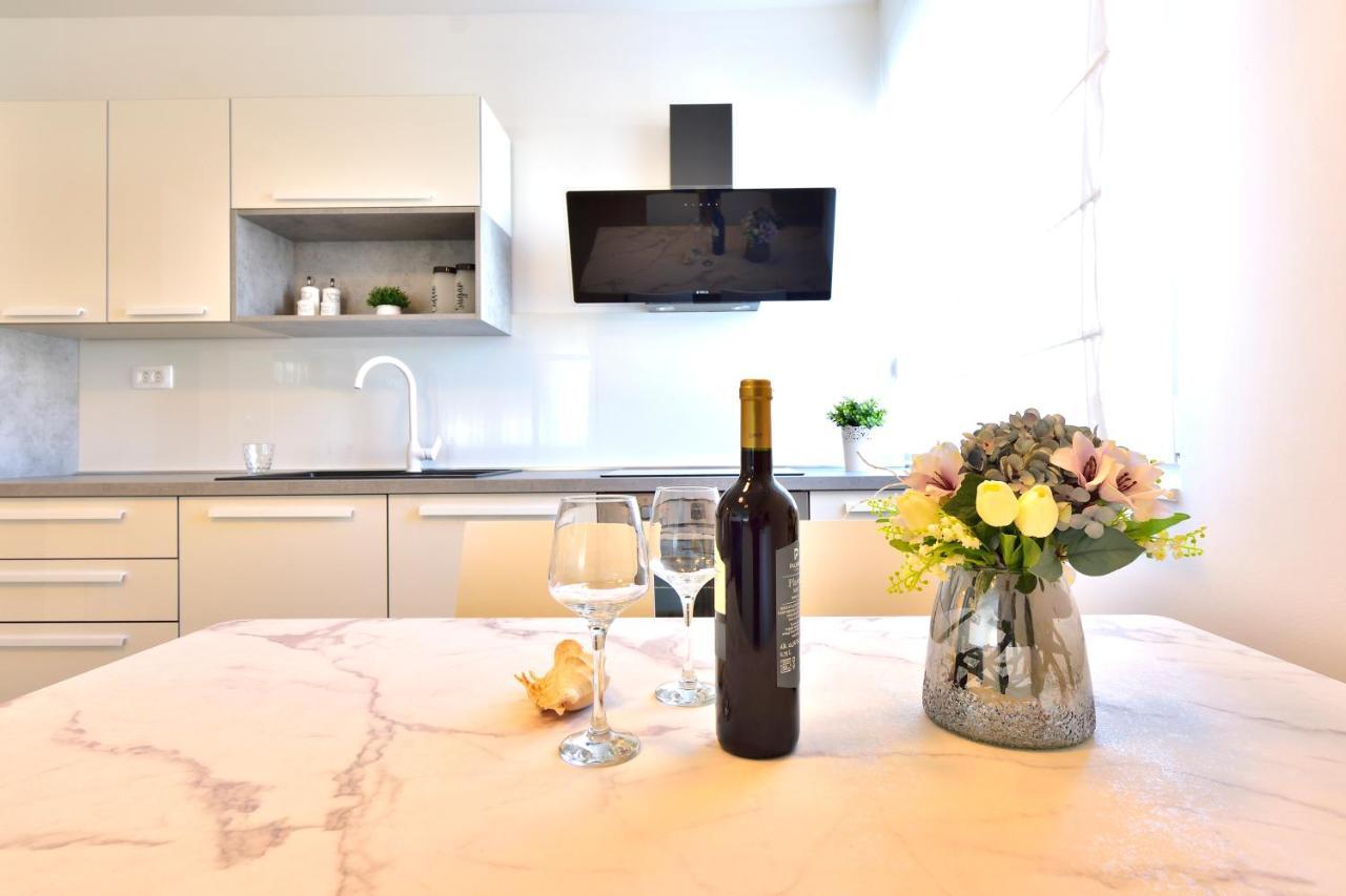 Apartment Maia Split Bagian luar foto